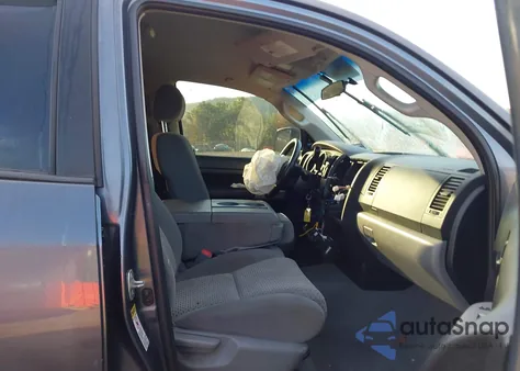 2008 Toyota Tundra Base 5.7L V8 из США, поврежденный, VIN 5TFBV54188X054417